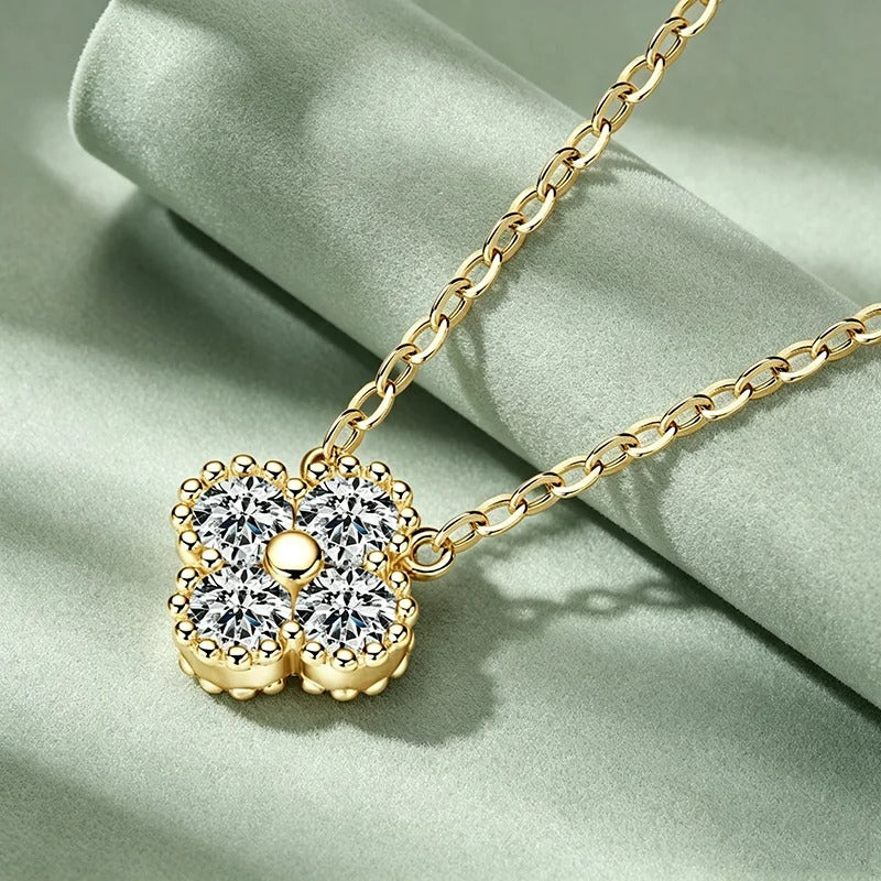 925 Sterling Silver Moissanite Lucky Flower Necklace | MEROSSI
